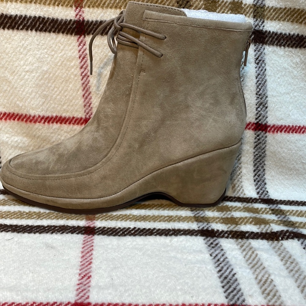 L’Amour Des Pieds “OLESIA” Suede Ankle Boot